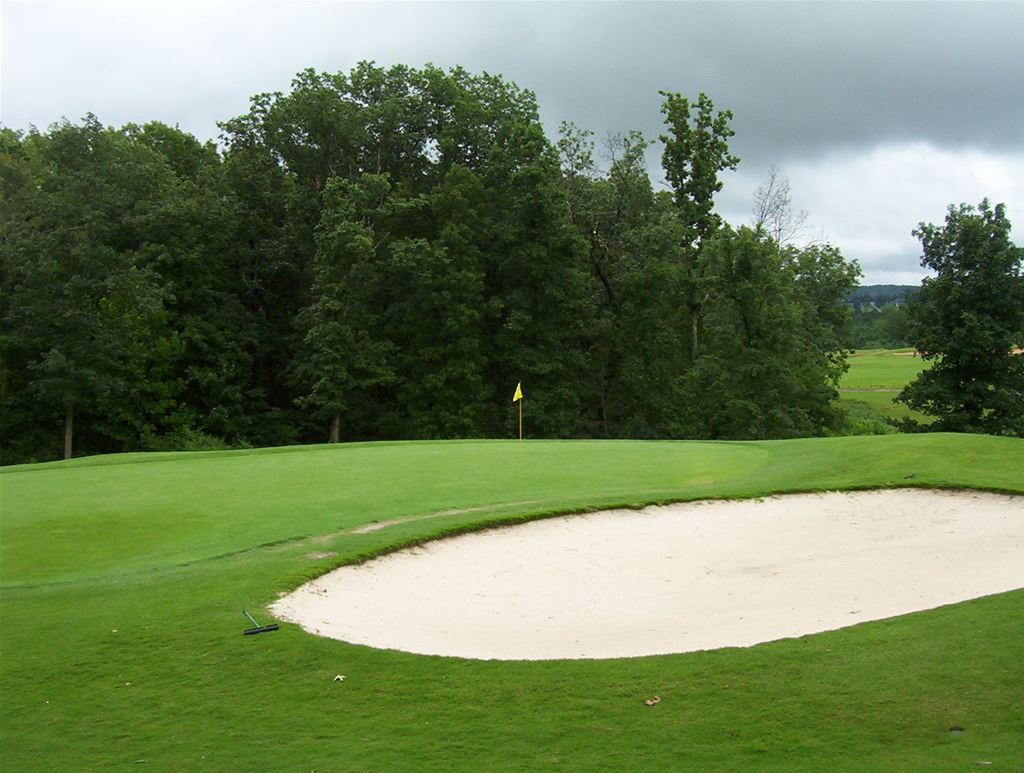 Three Ridges Golf Course